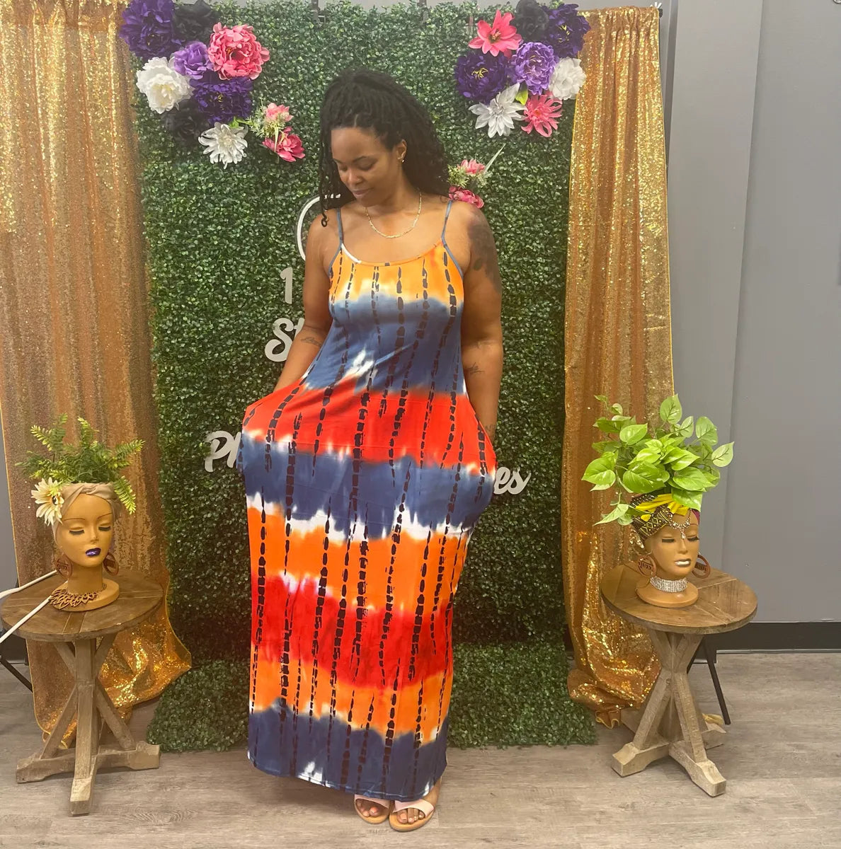 Tie Dye Maxi Dress w/pockets Sista's Fashion Boutique Tie Dye Maxi Dress w/pockets Sista's Fashion Boutique